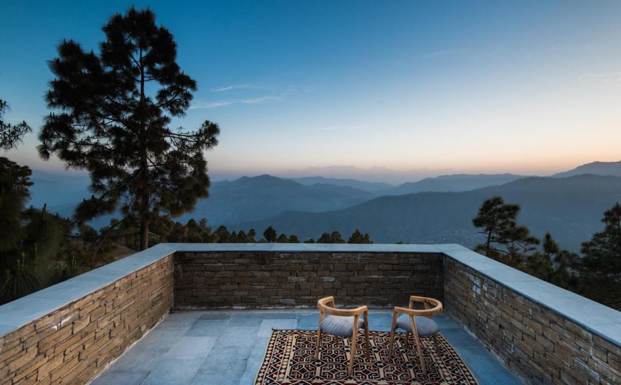 The Kumaon Hotel Binsar Exterior photo
